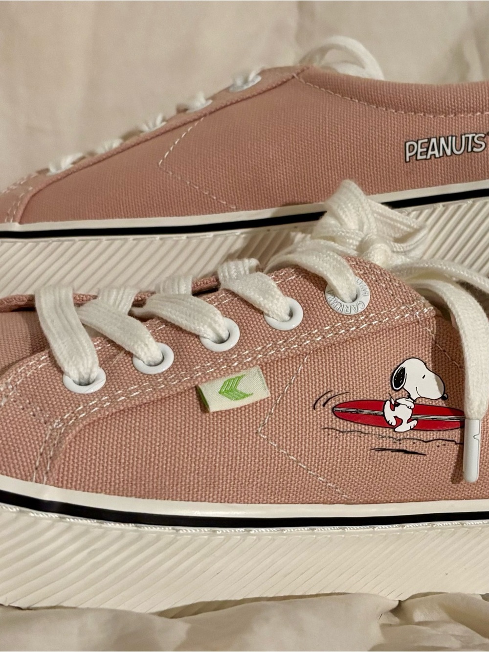 Cavalera Peanuts Snoopy Pink Low Top Lace Up Sneakers